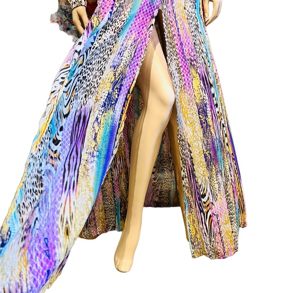 LUXXEL Bohemian Maxi Dress Animal Print Size M Long Sleeves V Neck 100% poly - Picture 4 of 16